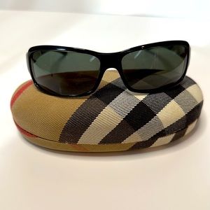 BURBERRY Black/Grey/Silver 8436/S Rectangle Sunglasses by Safilo